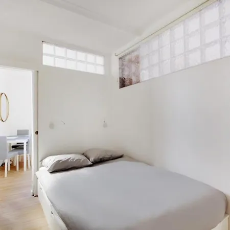 Apartment Claude Bernard *